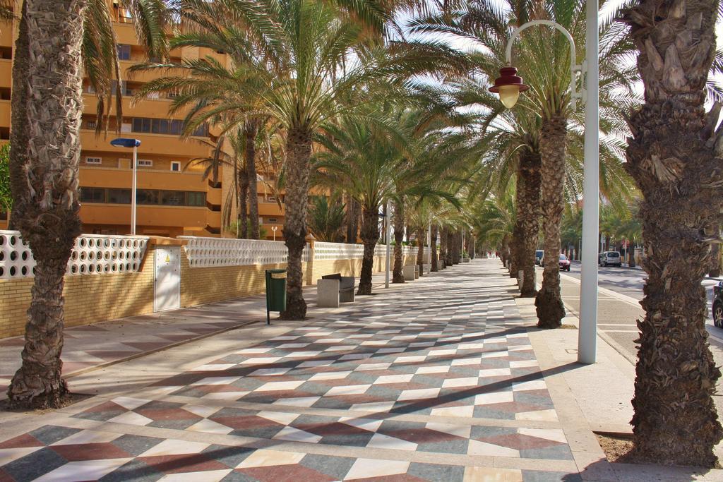 Apartamento Apartament Playa Arenales Arenales del Sol Habitación foto